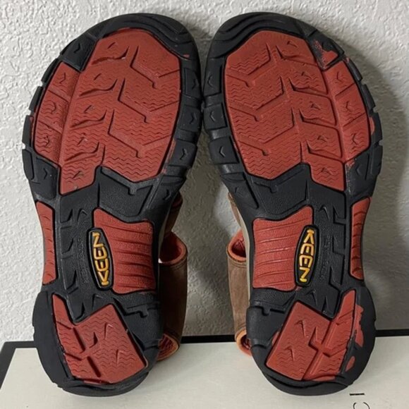 Keen Newport H2 Brown Nubuck Outdoor Hiking Water Sport Sandals Men\'s Size 9.5 main image 10